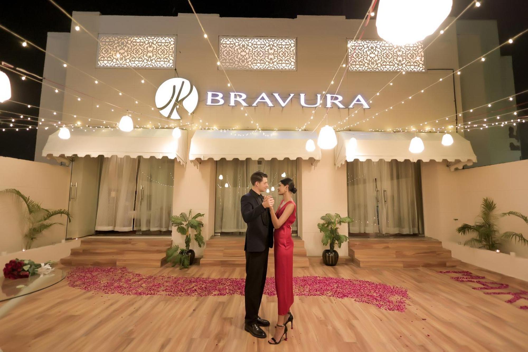 Bravura Gold Resort Meerut Extérieur photo