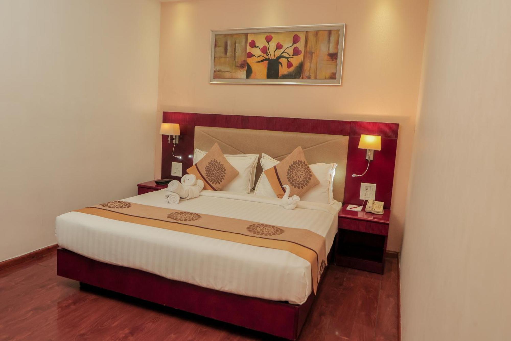 Bravura Gold Resort Meerut Extérieur photo